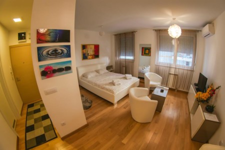 Apartmani beograd vozdovac jednosobni autokomanda odlican stan