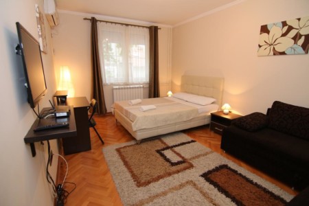 apartman senjak kod sajma beograd