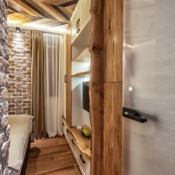 mirror lux apartmani u Beogradu sa djakuzijem