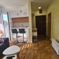 KRNJACA STAN NA DAN BEOGRAD