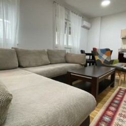 apartman dunav stan karaburma na dan