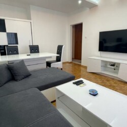 vidikovac apartmani na dan stan zar rakovica