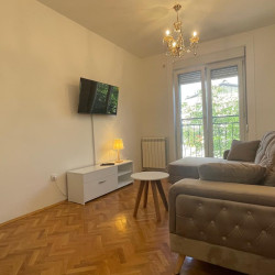stan na dan zemun apartman Franc